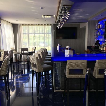 Hampton Inn & Suites Newburgh Stewart Airport, Ny Экстерьер фото